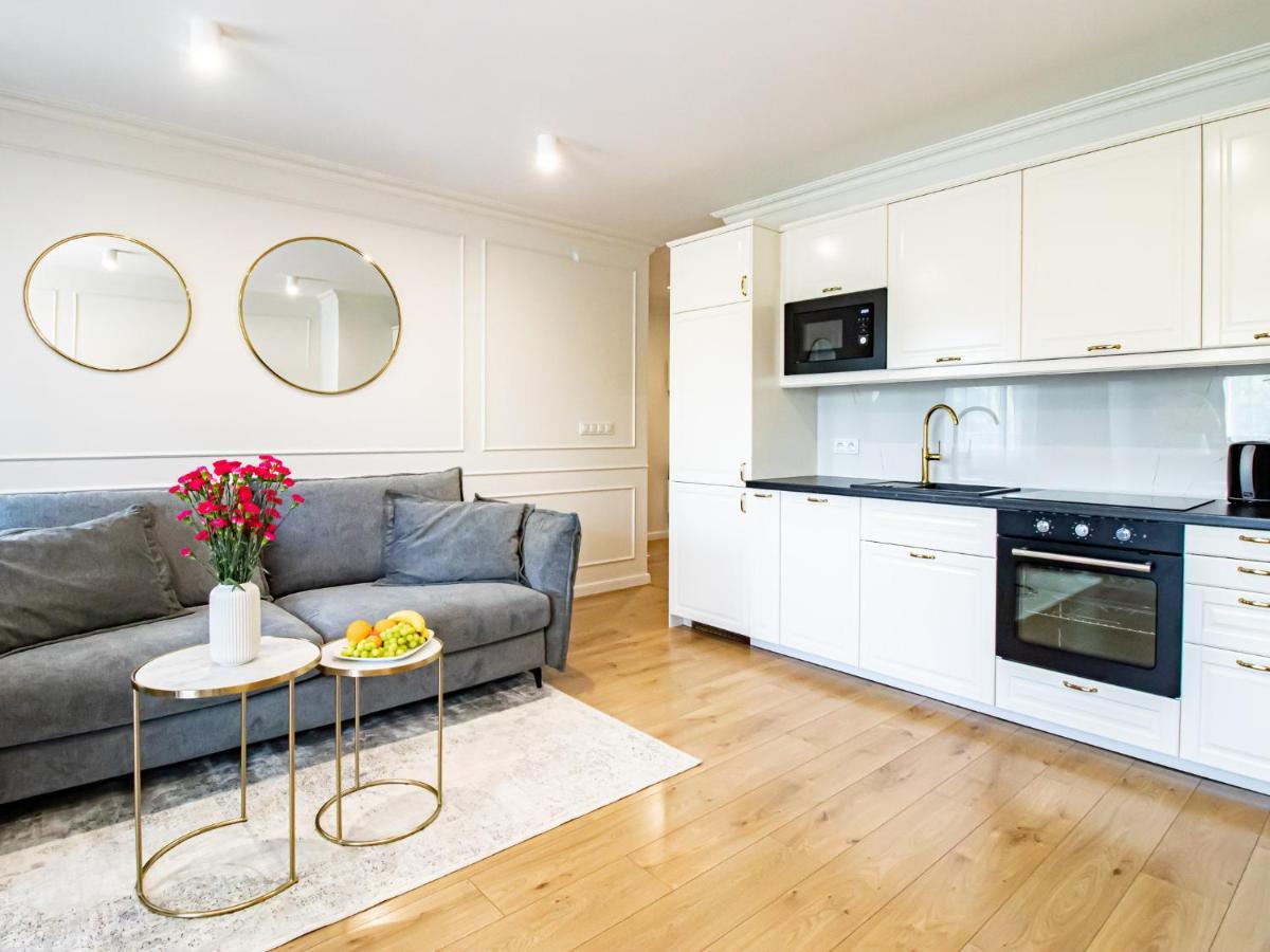 Golden Star Apartment Красков Екстериор снимка