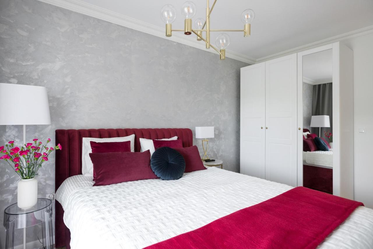 Golden Star Apartment Красков Екстериор снимка